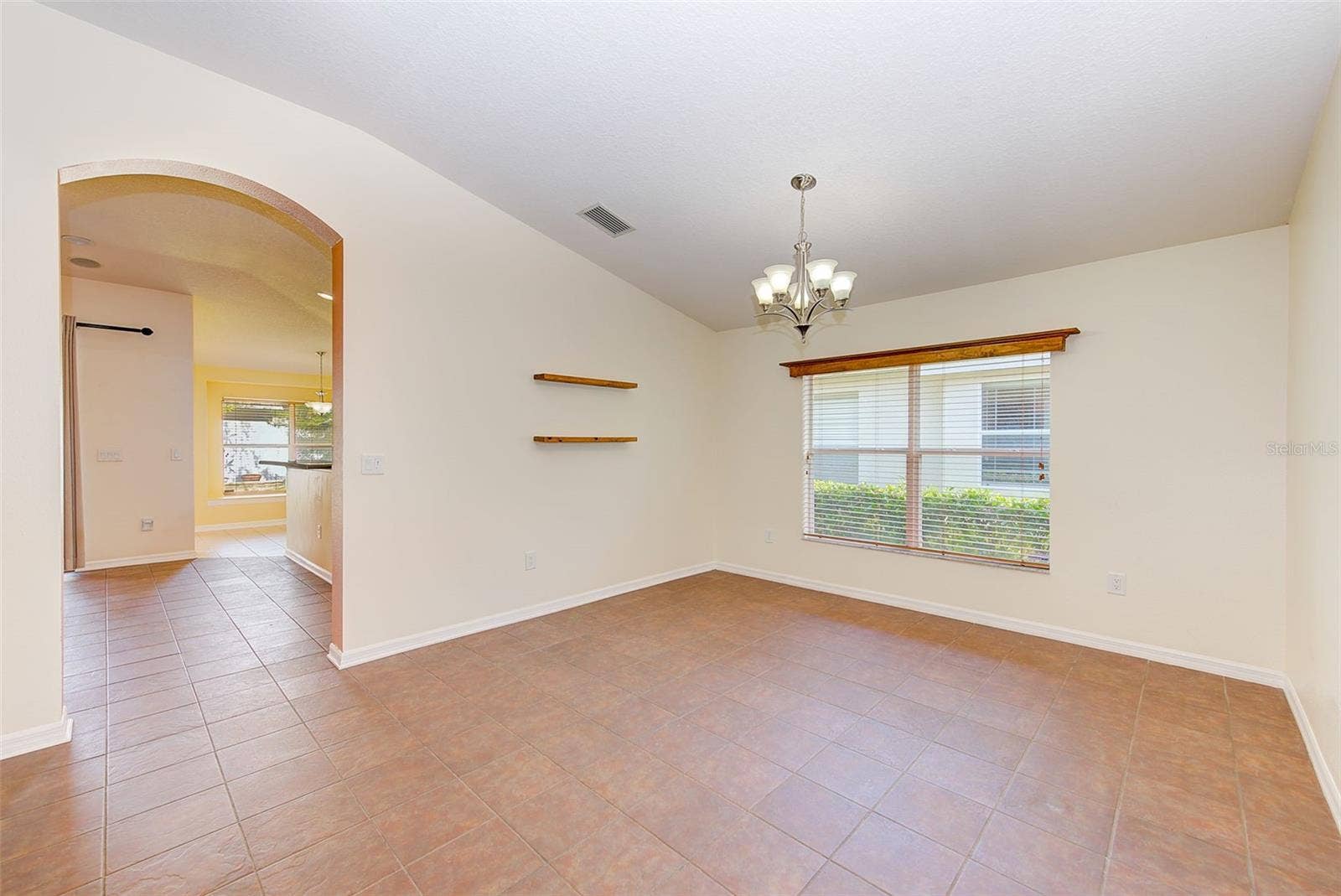 422 DOWN PINE DRIVE, Seffner, FL 33584