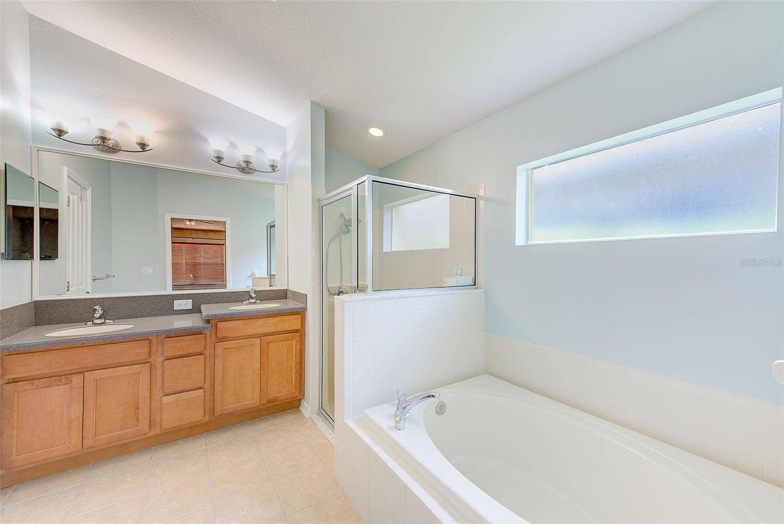 422 DOWN PINE DRIVE, Seffner, FL 33584