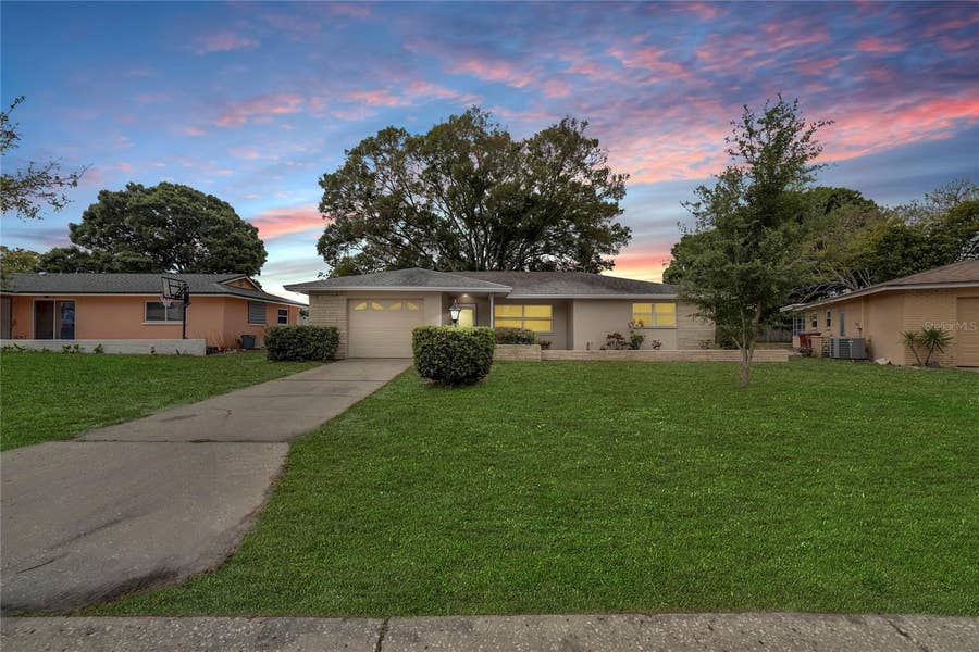 Property photo for 2573 REDWOOD CIRCLE, Clearwater, FL
