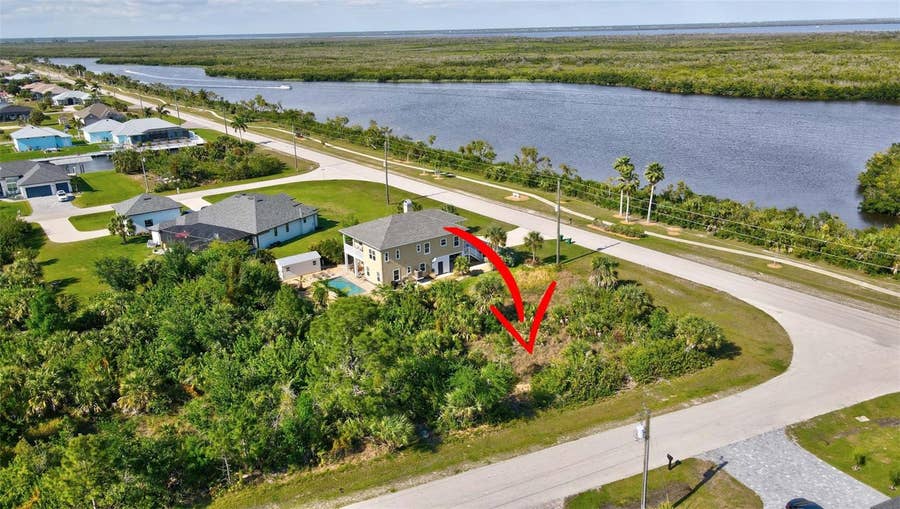Property photo for 15645 SEAFOAM CIRCLE, Port Charlotte, FL