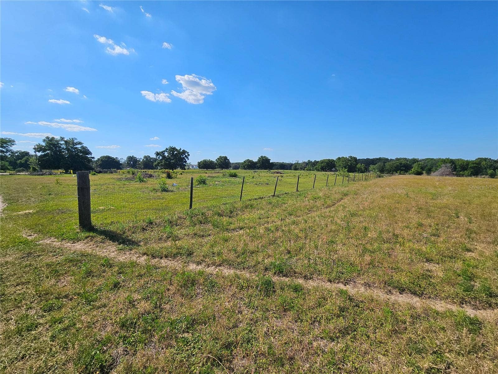 38646 CLINTON AVENUE, Dade City, FL 33525 38646 CLINTON AVENUE, Dade City, FL 33525