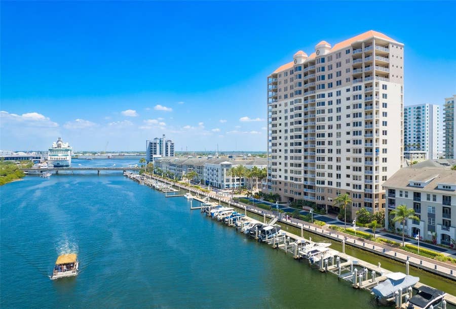 Property photo for 371 CHANNELSIDE WALK WAY, #303, Tampa, FL