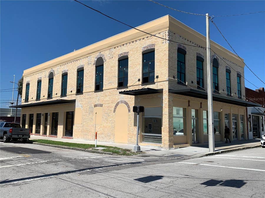 Property photo for 2100 W MAIN STREET, Tampa, FL
