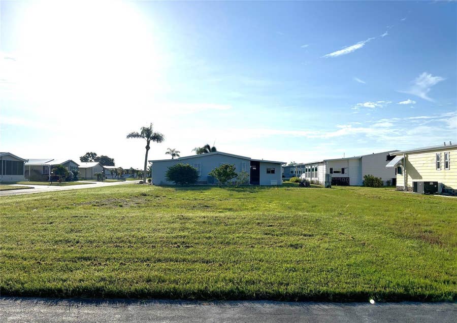 Property photo for 602 LA JOLLA CIRCLE, North Port, FL