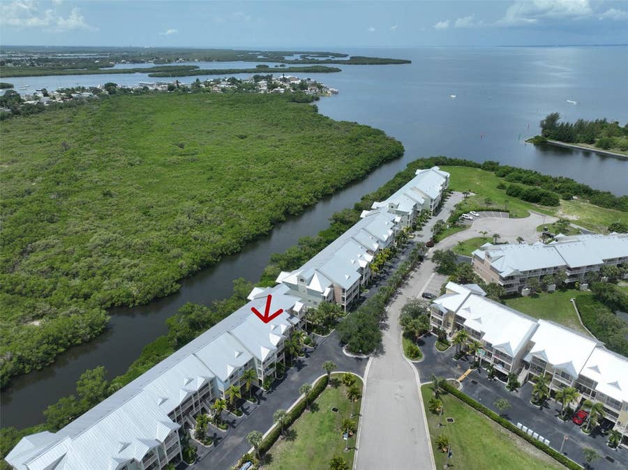 Property photo for 3226 MANGROVE POINT DRIVE, Ruskin, FL