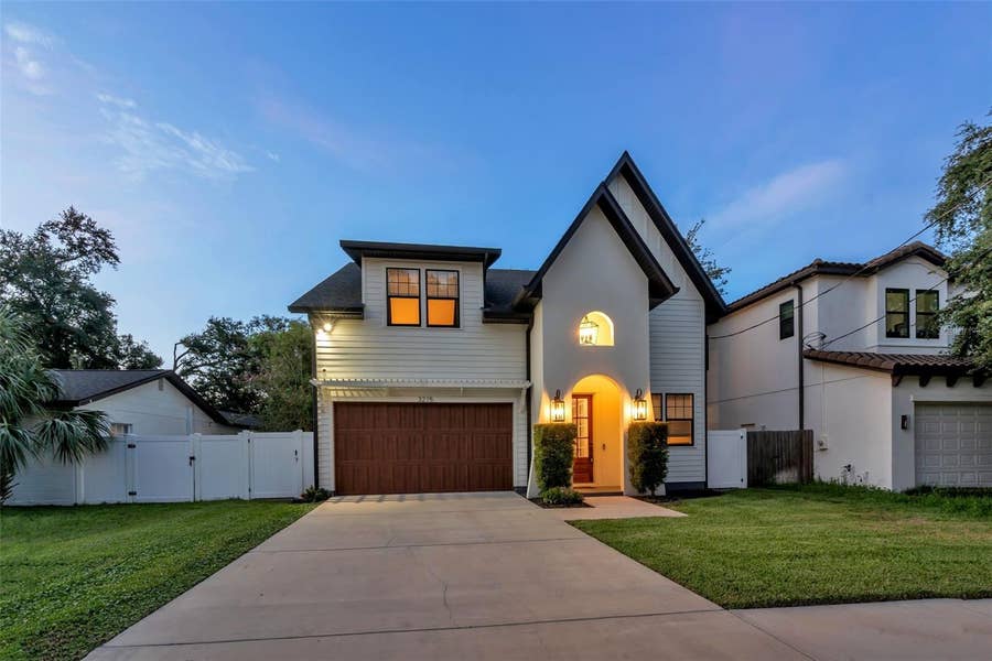 Property photo for 3215 W CHEROKEE AVENUE, Tampa, FL