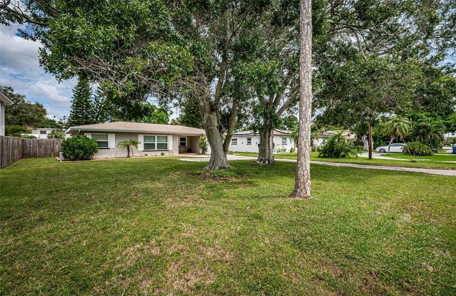Property photo for 7051 HIBISCUS AVENUE S, South Pasadena, FL