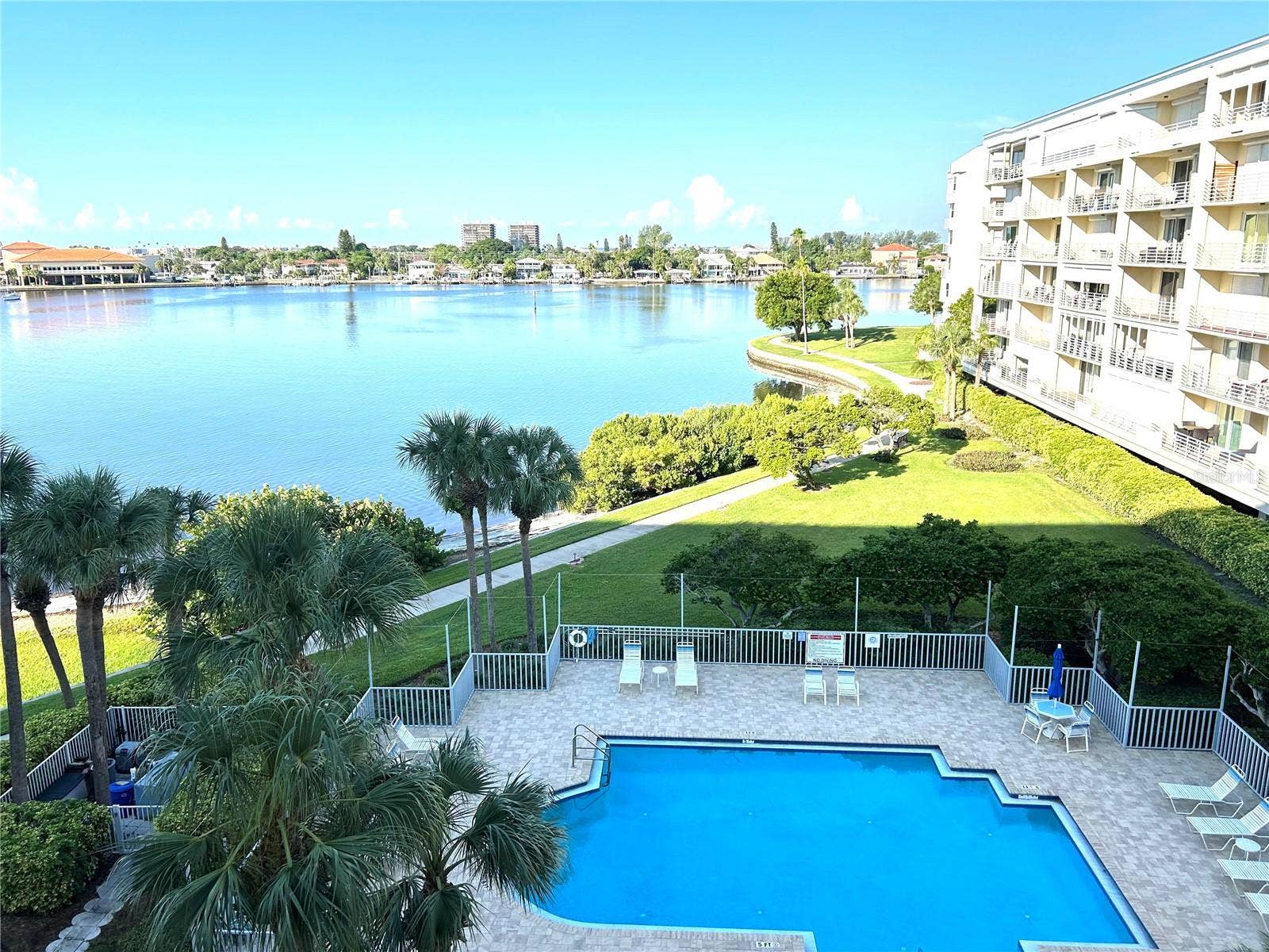 7872 SAILBOAT KEY BOULEVARD S, #405, South Pasadena, FL 33707