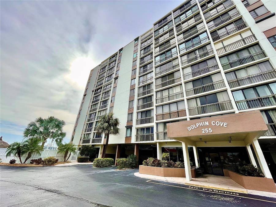 Property photo for 255 DOLPHIN POINT, #809, Clearwater, FL