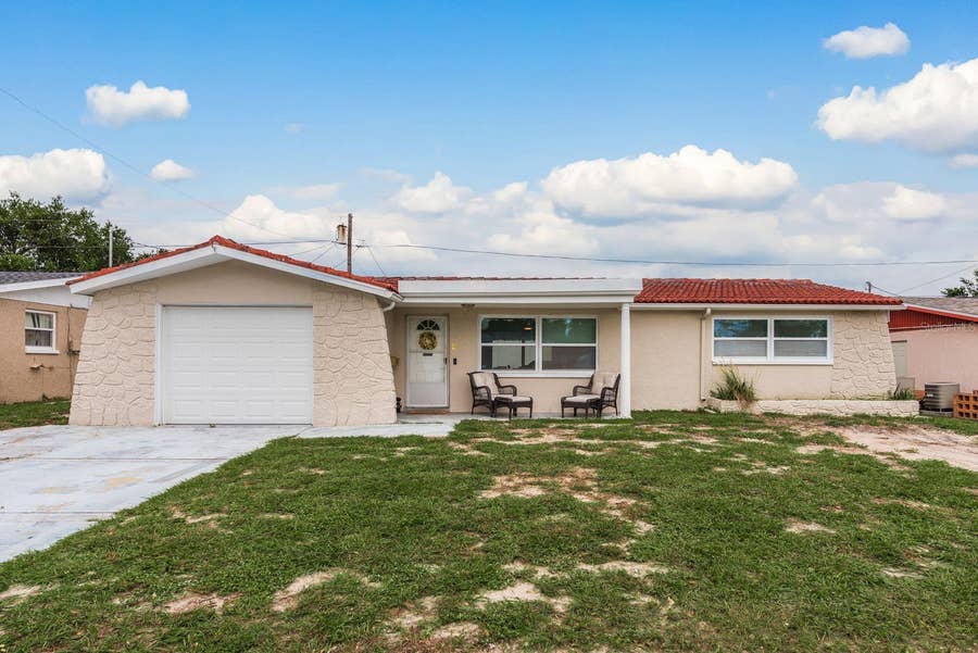 Property photo for 4301 CANTERBERRY DRIVE, Holiday, FL