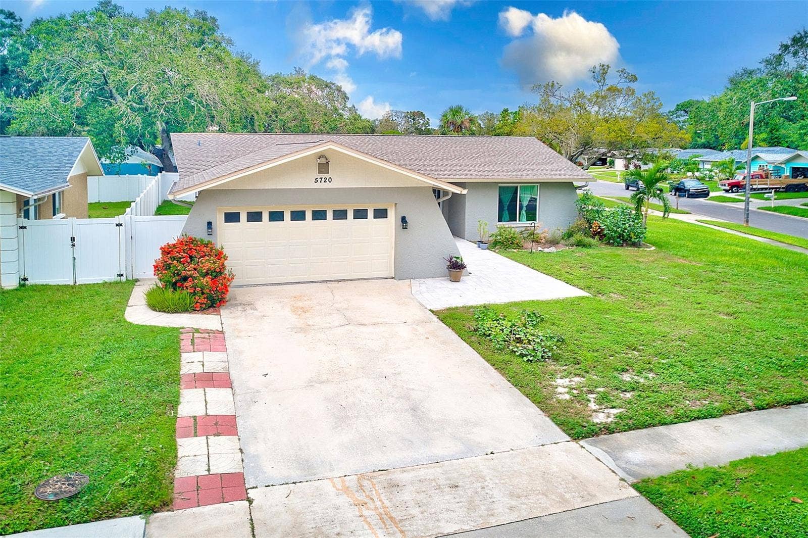 5720 APPLECROSS STREET, St Petersburg, FL 33709 5720 APPLECROSS STREET, St Petersburg, FL 33709