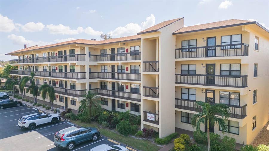 Property photo for 315 30 AVENUE W, #B201, Bradenton, FL