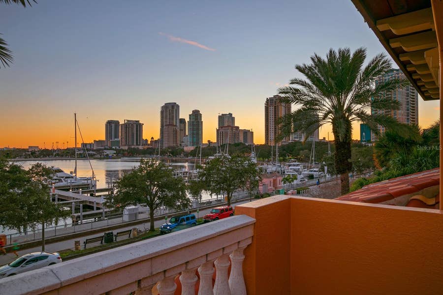 Property photo for 505 5TH AVENUE NE, St Petersburg, FL
