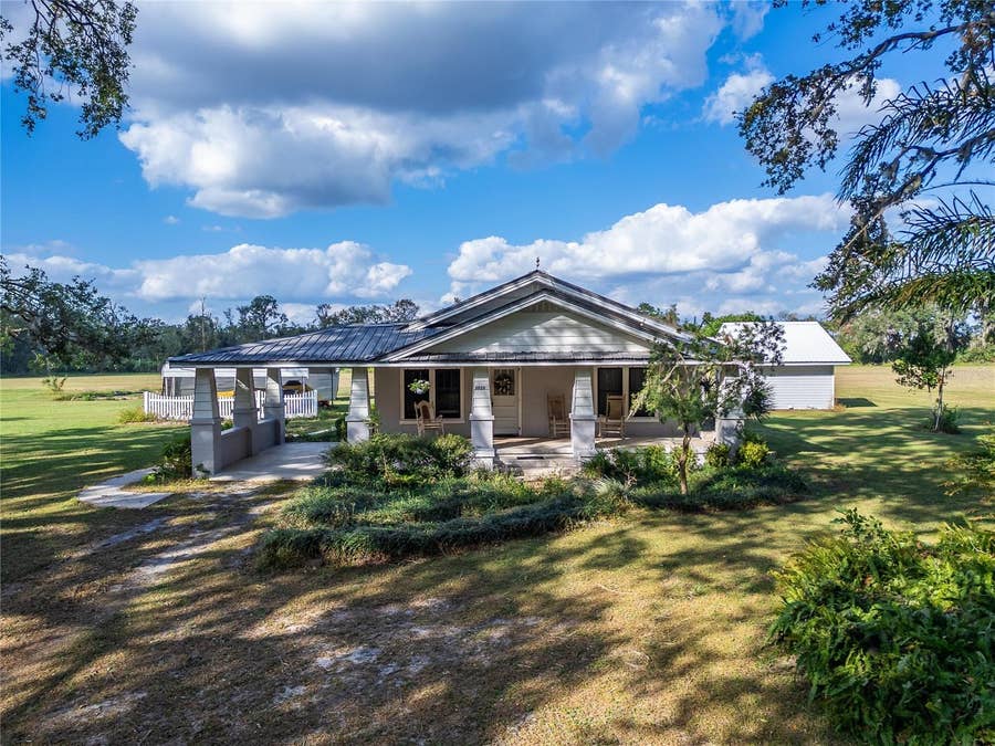 Property photo for 5030 SYDNEY ROAD, Plant City, FL
