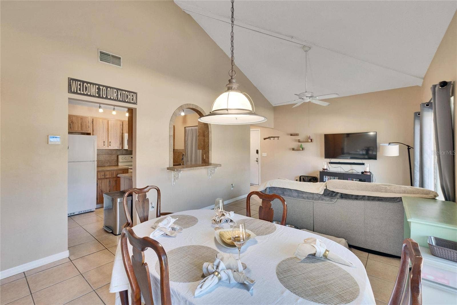1849 BOUGH AVENUE, #D, Clearwater, FL 33760 1849 BOUGH AVENUE, #D, Clearwater, FL 33760