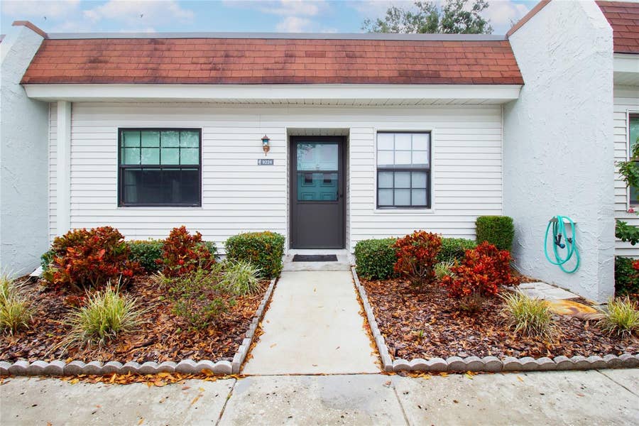 Property photo for 9224 MISSION OAKS BOULEVARD, Seminole, FL