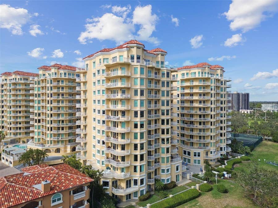 Property photo for 555 5TH AVENUE NE, #733, St Petersburg, FL