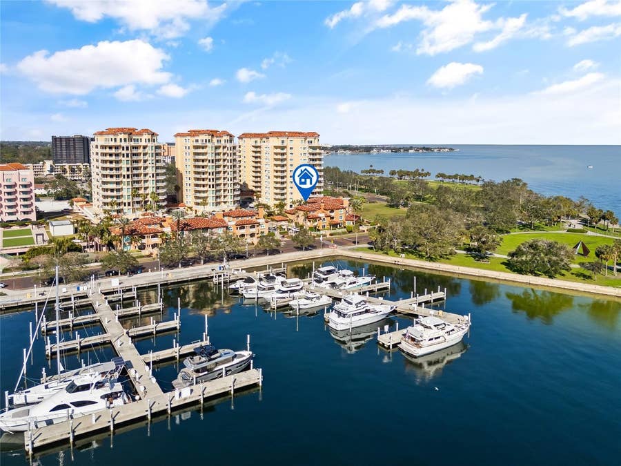 Property photo for 565 5TH AVENUE NE, #565, St Petersburg, FL