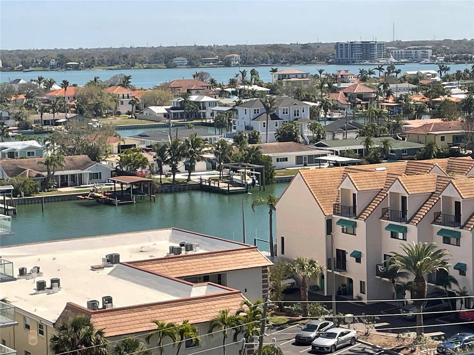 400 ISLAND WAY, #908, Clearwater Beach, FL 33767 Intercoastal Views