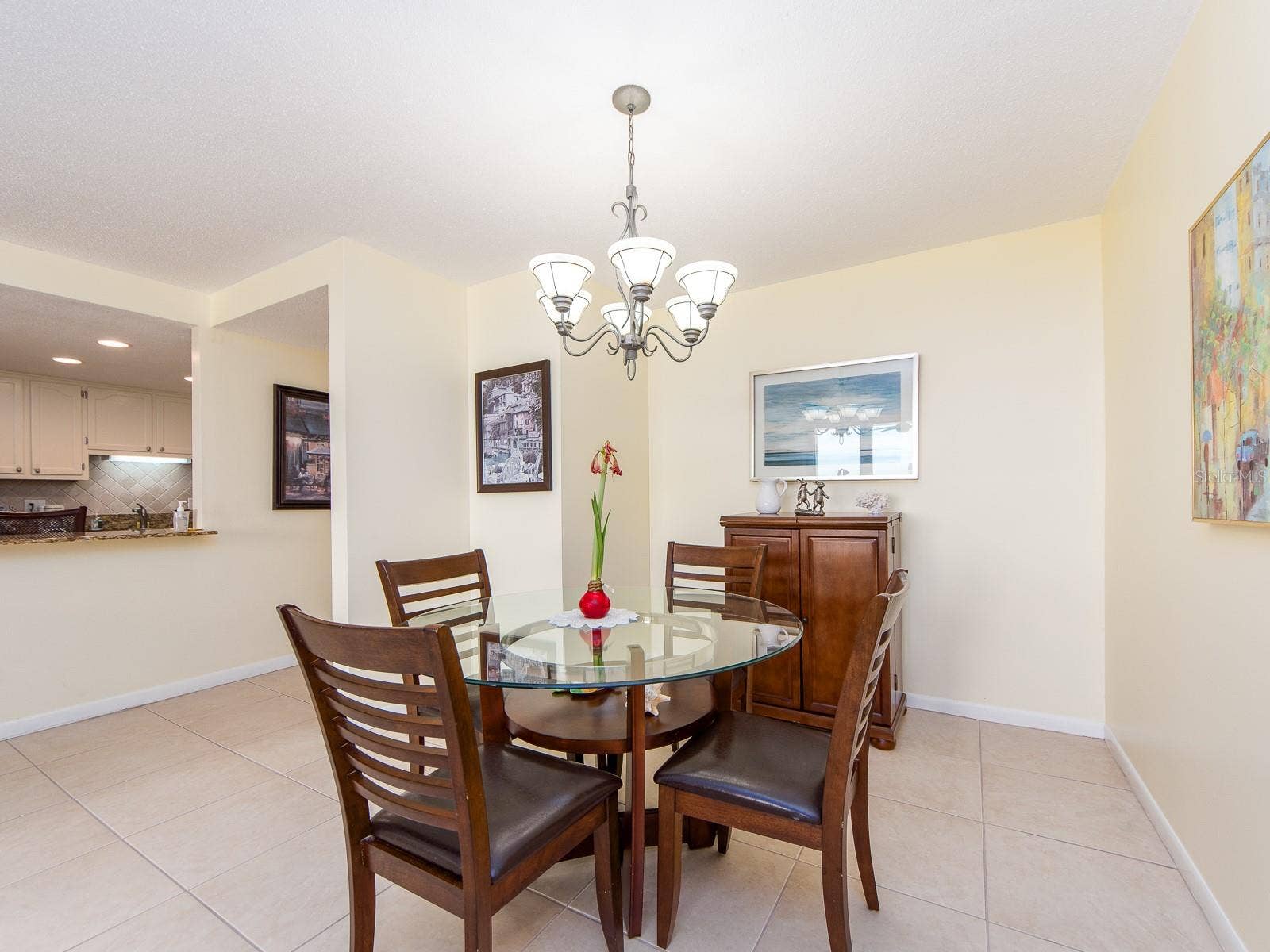 675 S GULFVIEW BOULEVARD, #902, Clearwater Beach, FL 33767 675 S GULFVIEW BOULEVARD, #902, Clearwater Beach, FL 33767
