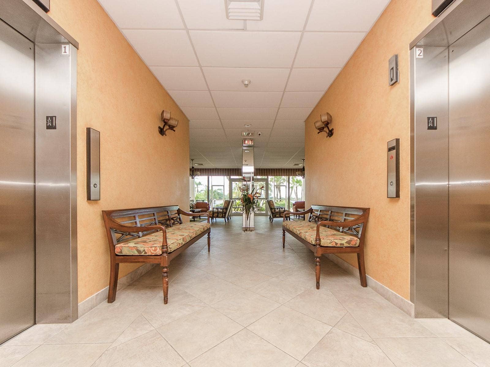 675 S GULFVIEW BOULEVARD, #902, Clearwater Beach, FL 33767 675 S GULFVIEW BOULEVARD, #902, Clearwater Beach, FL 33767