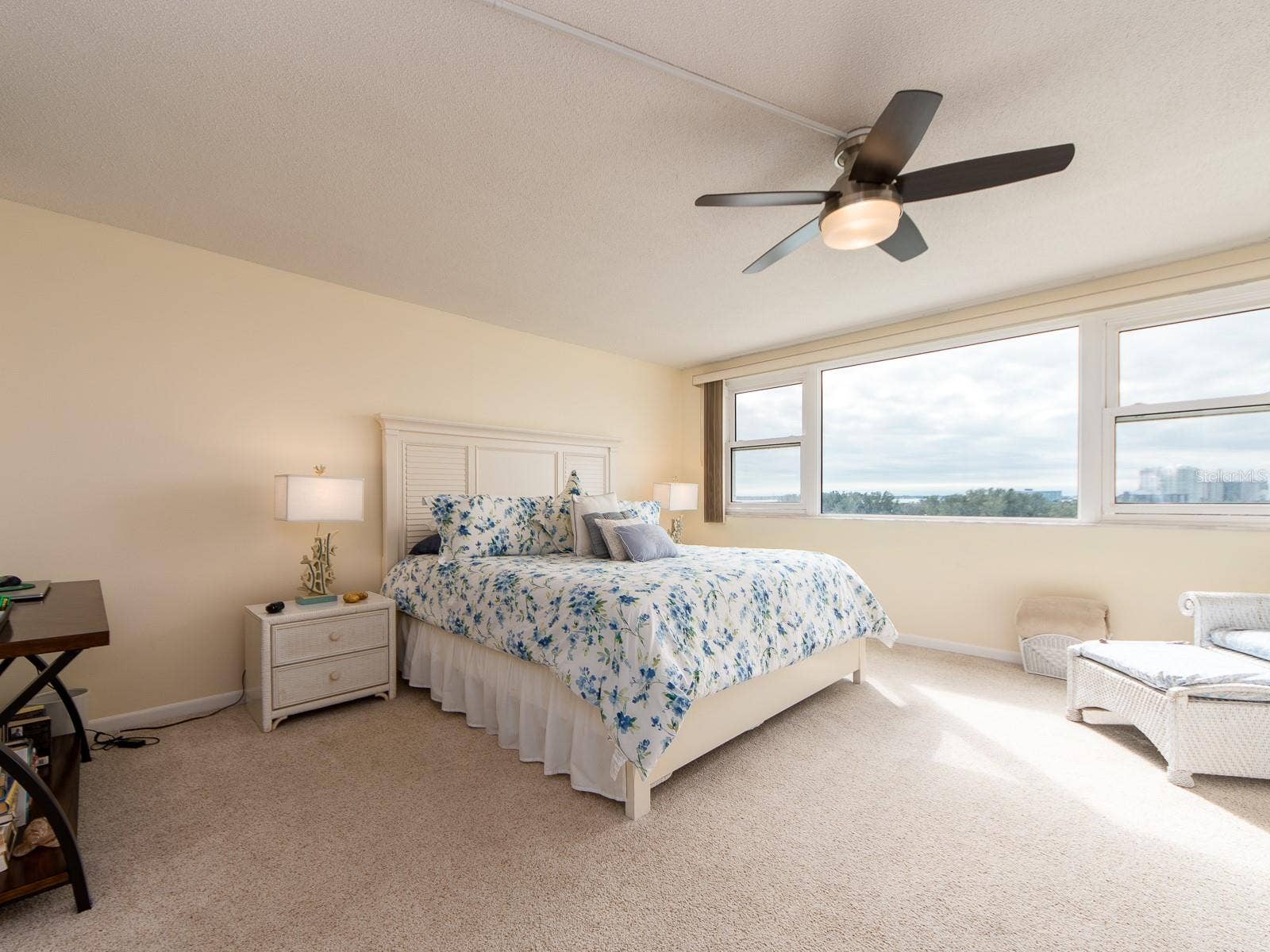 675 S GULFVIEW BOULEVARD, #902, Clearwater Beach, FL 33767 675 S GULFVIEW BOULEVARD, #902, Clearwater Beach, FL 33767