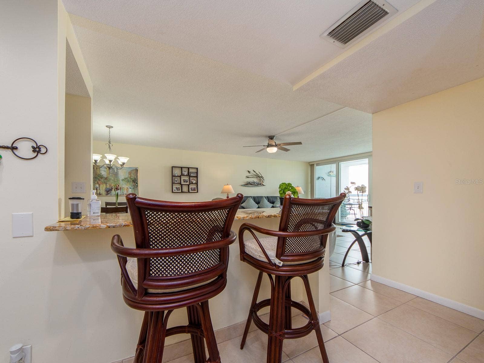 675 S GULFVIEW BOULEVARD, #902, Clearwater Beach, FL 33767 675 S GULFVIEW BOULEVARD, #902, Clearwater Beach, FL 33767