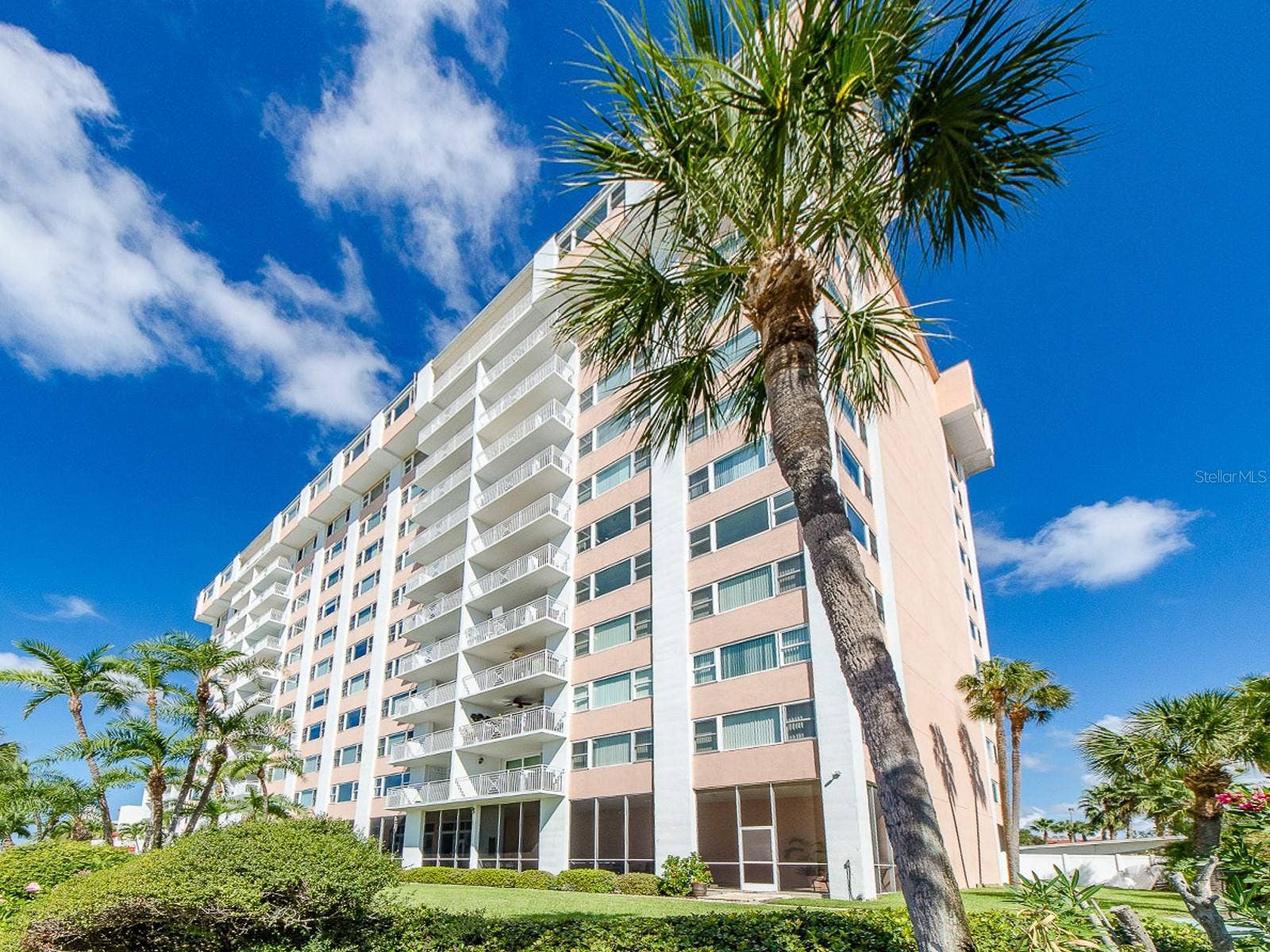 675 S GULFVIEW BOULEVARD, #902, Clearwater Beach, FL 33767 675 S GULFVIEW BOULEVARD, #902, Clearwater Beach, FL 33767