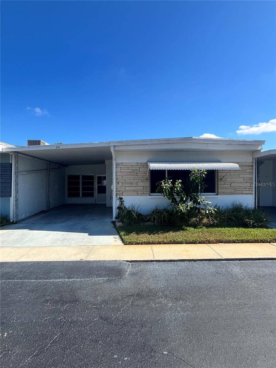 Property photo for 250 NW ROSERY ROAD, #314, Largo, FL