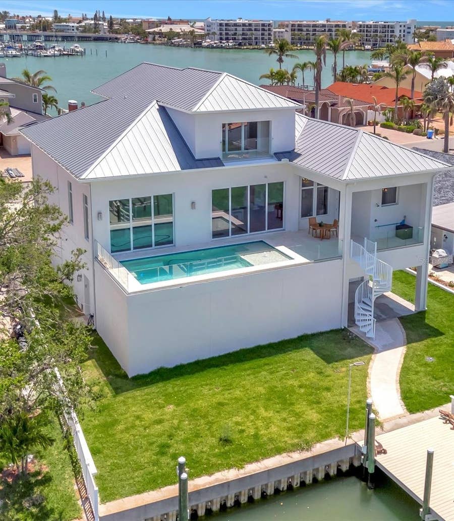 Property photo for 20 BELLEVUE DRIVE, Treasure Island, FL