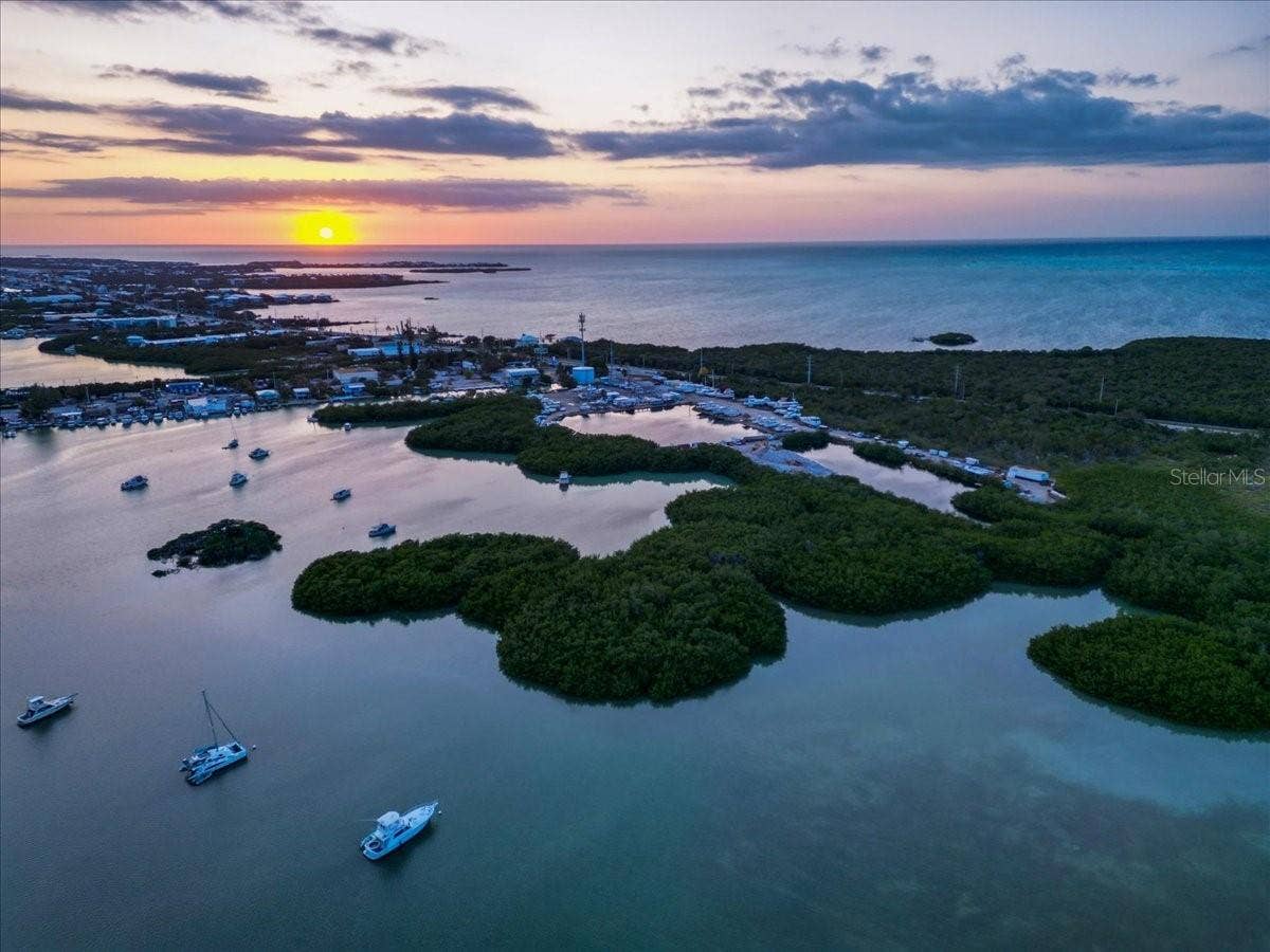 13900 OVERSEAS HWY, Marathon, FL 33050 13900 OVERSEAS HWY, Marathon, FL 33050