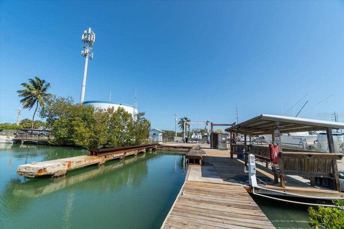 13900 OVERSEAS HWY, Marathon, FL 33050 13900 OVERSEAS HWY, Marathon, FL 33050