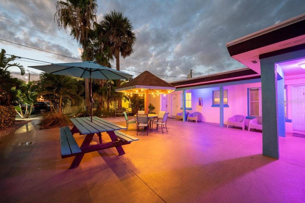 648 POINSETTIA AVENUE, Clearwater Beach, FL 33767 648 POINSETTIA AVENUE, Clearwater Beach, FL 33767