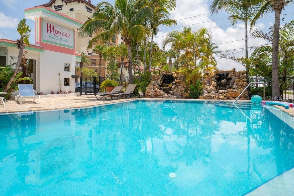 648 POINSETTIA AVENUE, Clearwater Beach, FL 33767 648 POINSETTIA AVENUE, Clearwater Beach, FL 33767