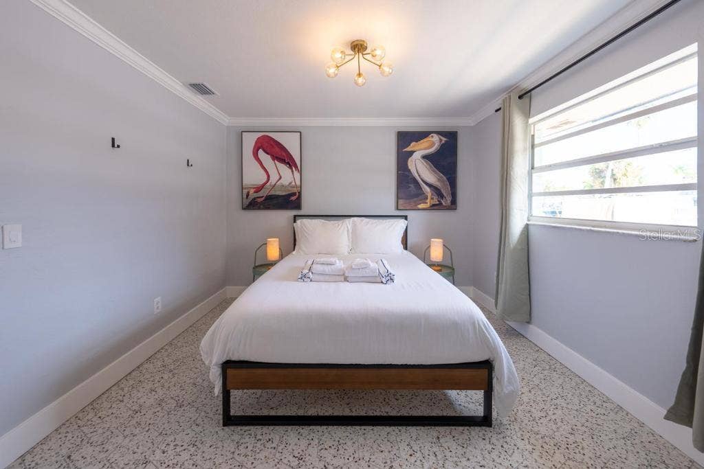 648 POINSETTIA AVENUE, Clearwater Beach, FL 33767 648 POINSETTIA AVENUE, Clearwater Beach, FL 33767