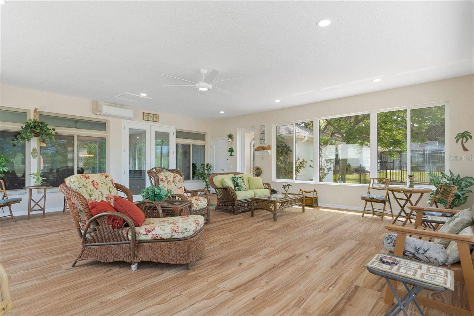 18241 AUTUMN LAKE BOULEVARD, Hudson, FL 34667 18241 AUTUMN LAKE BOULEVARD, Hudson, FL 34667