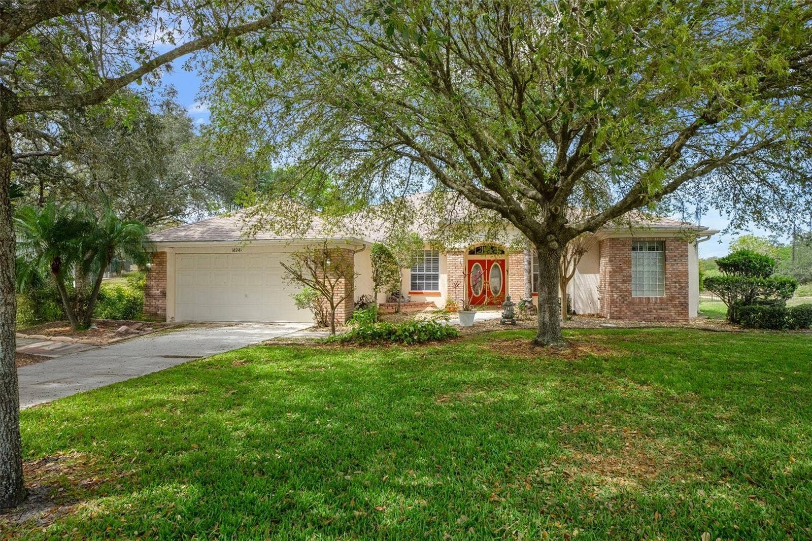 18241 AUTUMN LAKE BOULEVARD, Hudson, FL 34667 18241 AUTUMN LAKE BOULEVARD, Hudson, FL 34667