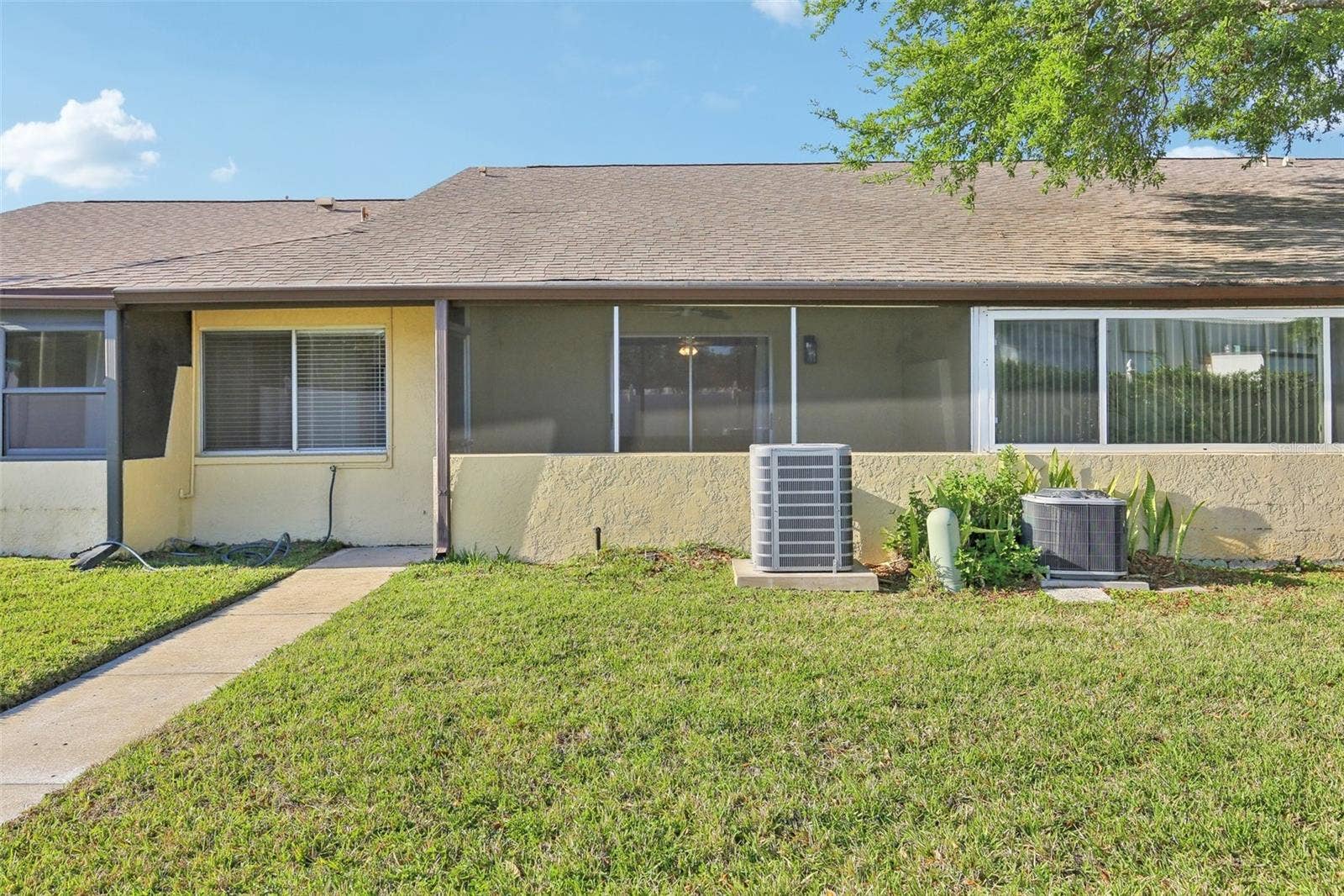 1203 16TH CIRCLE SE, Largo, FL 33771 1203 16TH CIRCLE SE, Largo, FL 33771