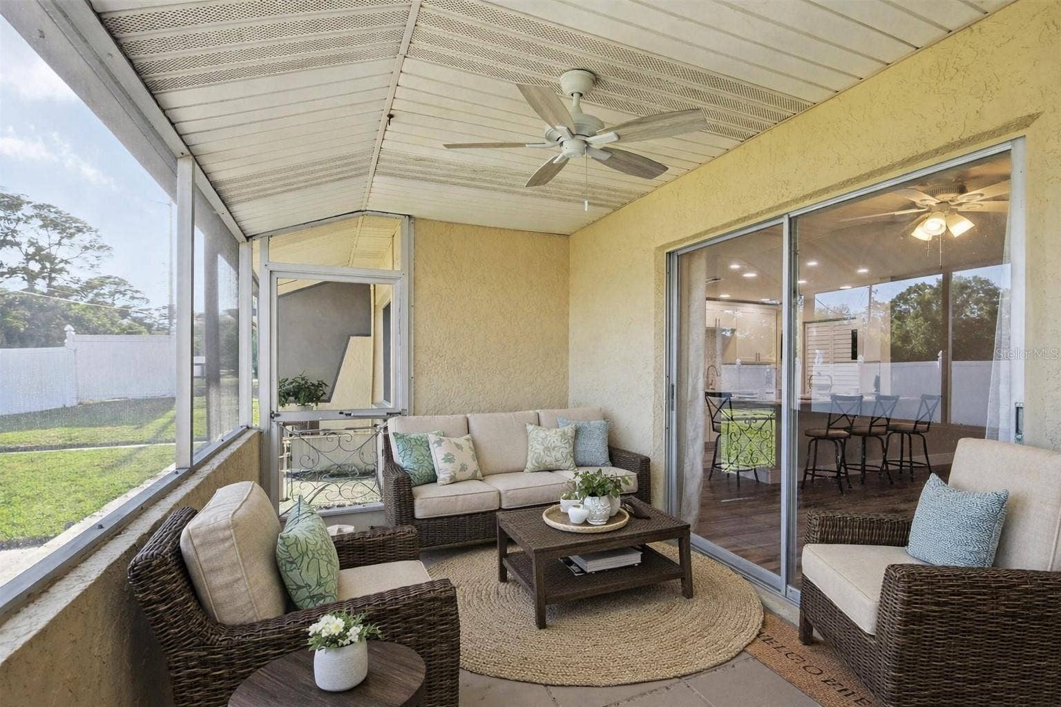 1203 16TH CIRCLE SE, Largo, FL 33771 1203 16TH CIRCLE SE, Largo, FL 33771