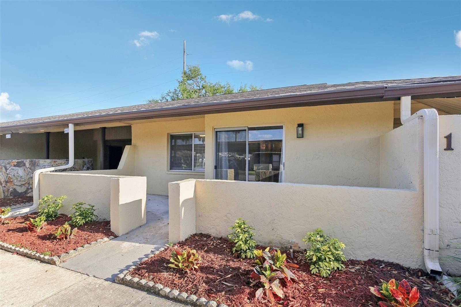 1203 16TH CIRCLE SE, Largo, FL 33771 1203 16TH CIRCLE SE, Largo, FL 33771