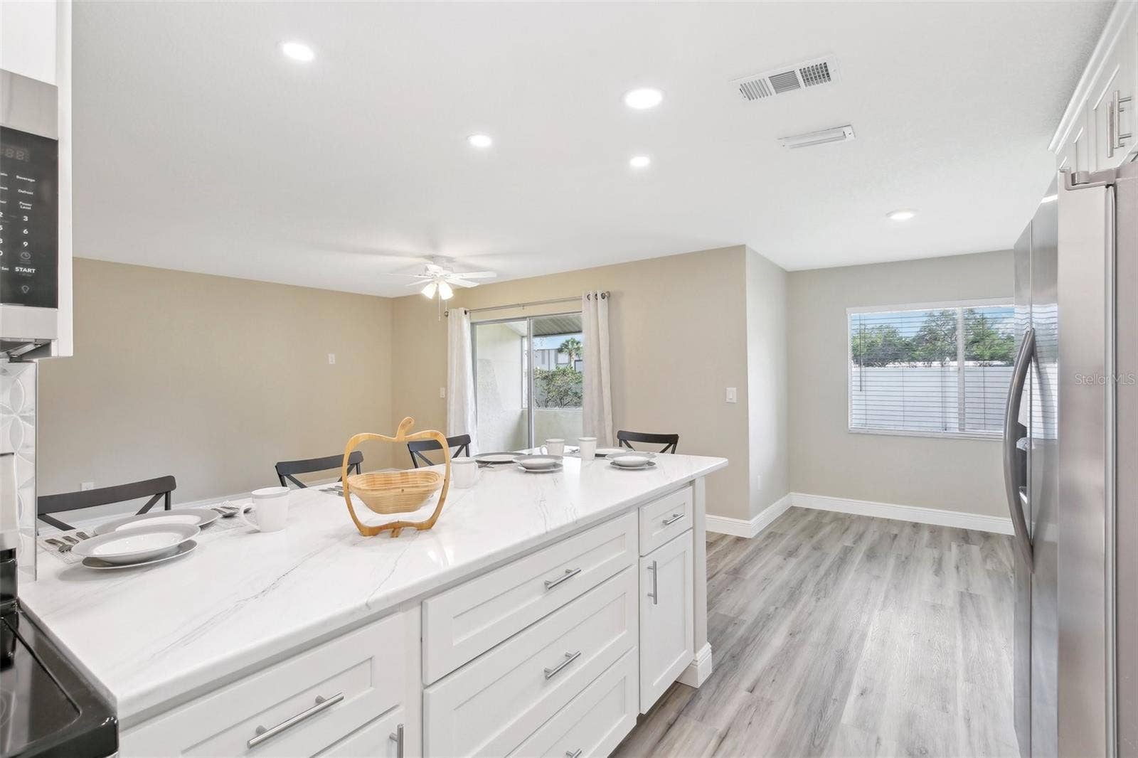 1203 16TH CIRCLE SE, Largo, FL 33771 1203 16TH CIRCLE SE, Largo, FL 33771