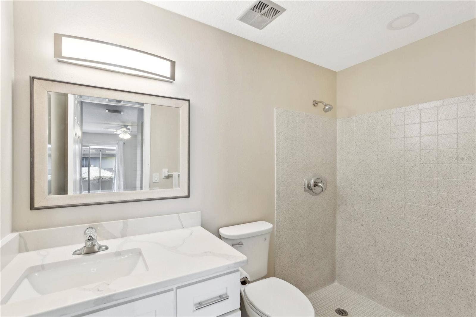 1203 16TH CIRCLE SE, Largo, FL 33771 1203 16TH CIRCLE SE, Largo, FL 33771