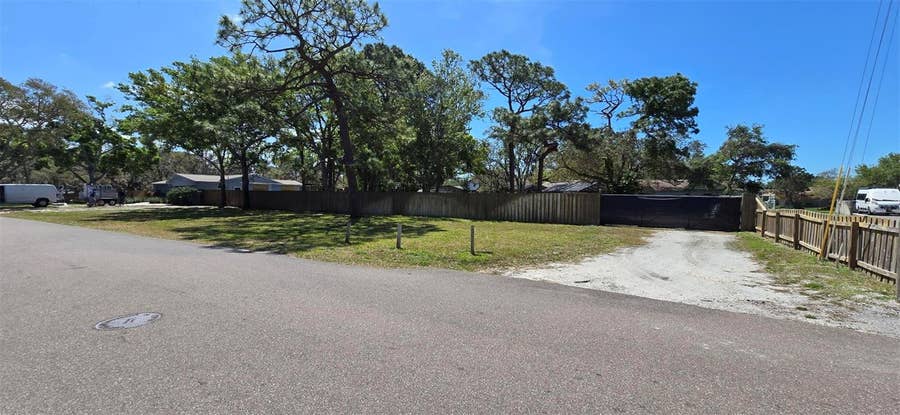 Property photo for 13296 98TH AVENUE N, Seminole, FL