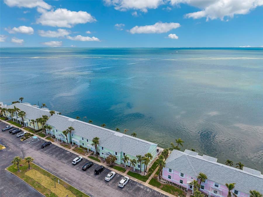 Property photo for 4768 COQUINA KEY DRIVE SE, St Petersburg, FL
