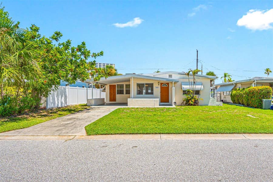 Property photo for 7165 14TH AVENUE S, South Pasadena, FL