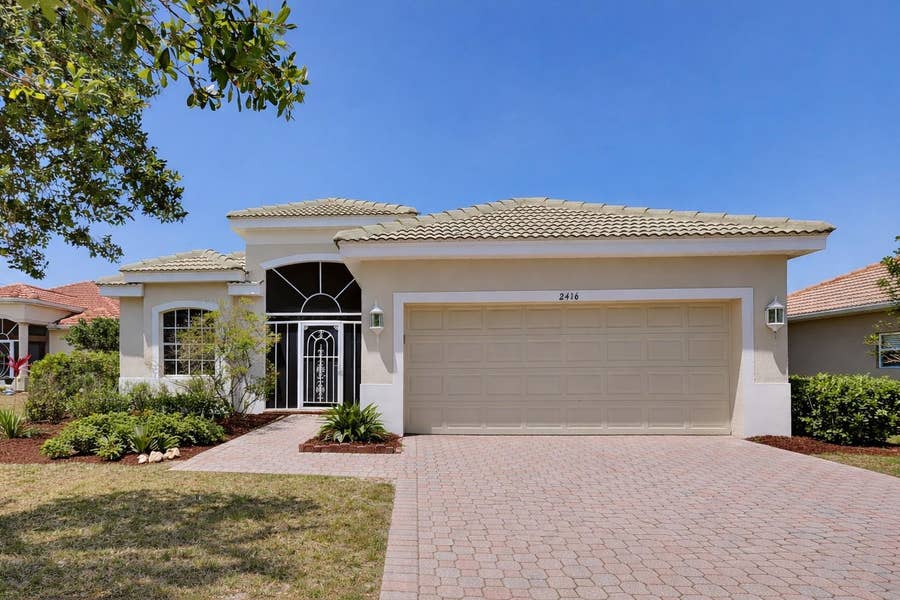 Property photo for 2416 CARAWAY DRIVE, Venice, FL