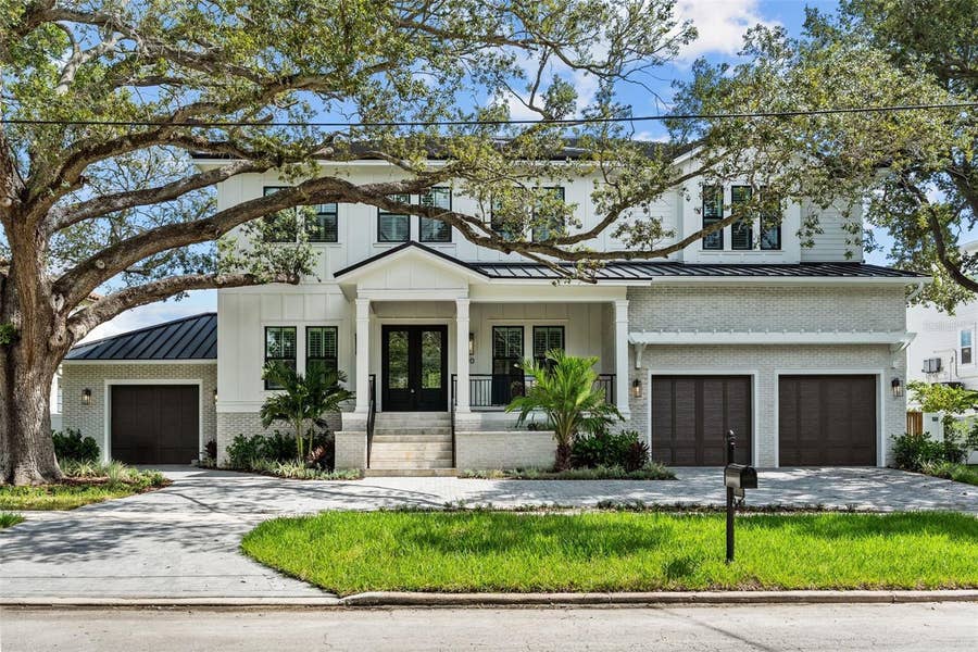 Property photo for 690 GENEVA PLACE, Tampa, FL
