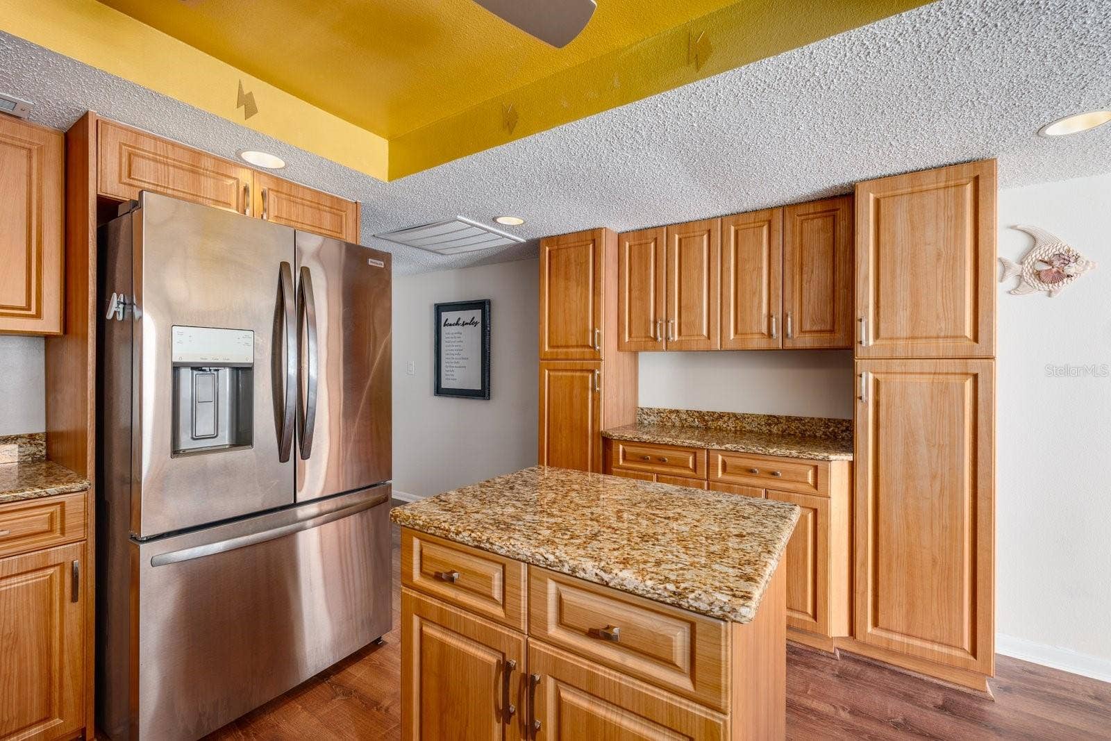 17408 GULF BOULEVARD, #203, Redington Shores, FL 33708 17408 GULF BOULEVARD, #203, Redington Shores, FL 33708