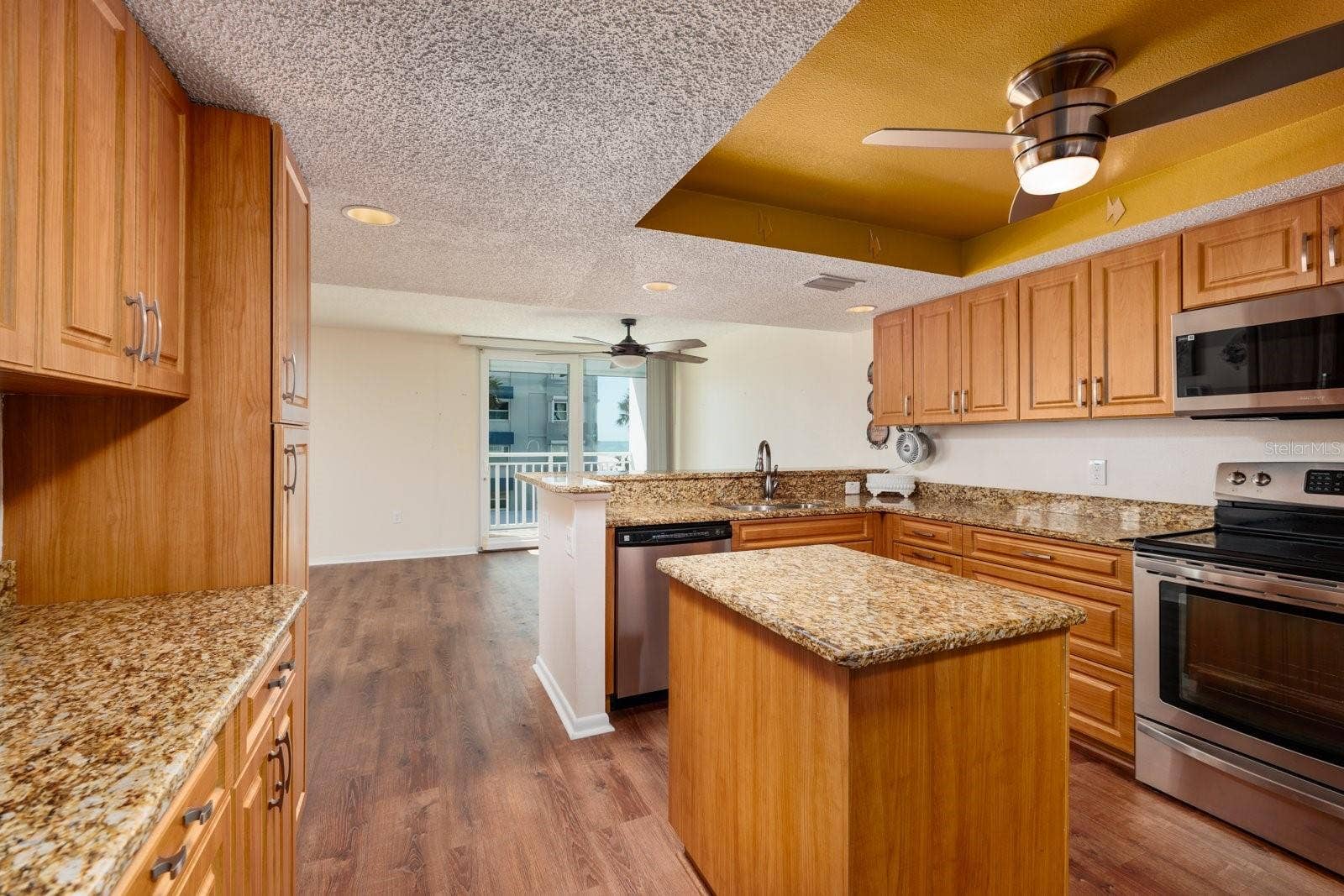 17408 GULF BOULEVARD, #203, Redington Shores, FL 33708 17408 GULF BOULEVARD, #203, Redington Shores, FL 33708
