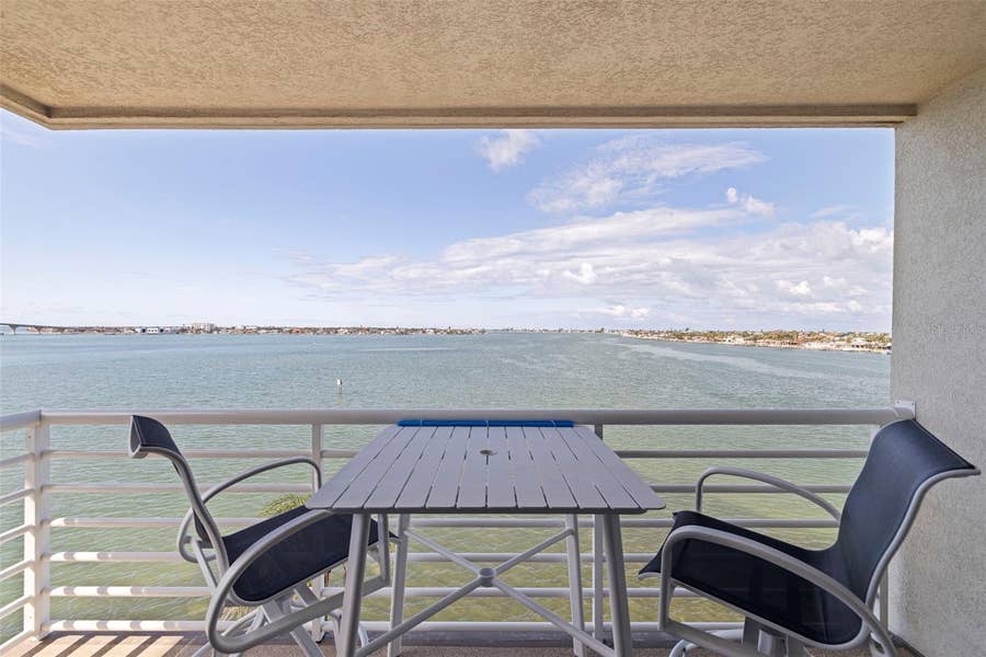 Property photo for 6105 BAHIA DEL MAR CIRCLE, #683, St Petersburg, FL